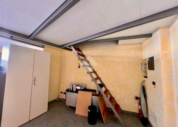 Three-room apartment Via Ippolito Nievo, Finale Ligure - photo 9