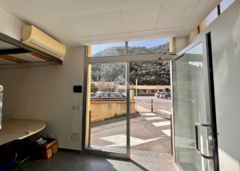 Three-room apartment Via Ippolito Nievo, Finale Ligure - photo 22