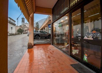 Shop Via Mazzini, 63 
 Sale Marasino, Sale Marasino - photo 3