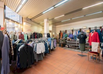 Shop Via Mazzini, 63 
 Sale Marasino, Sale Marasino - photo 7