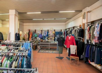 Shop Via Mazzini, 63 
 Sale Marasino, Sale Marasino - photo 8