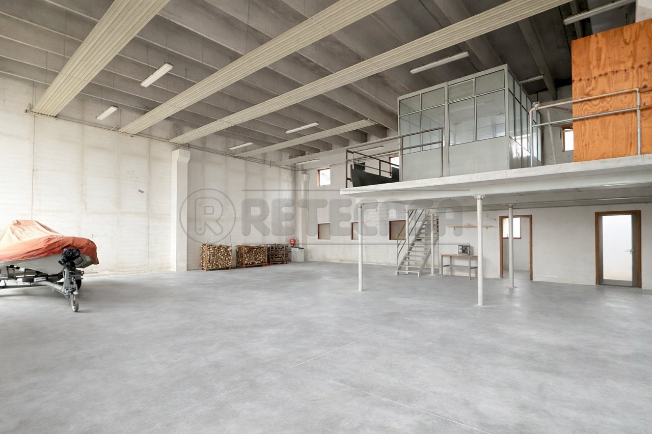 ChatGPT Image 17 mar 2026, 16_18_08.png - Shed Via Tribolo, Torri di Quartesolo - photo 1