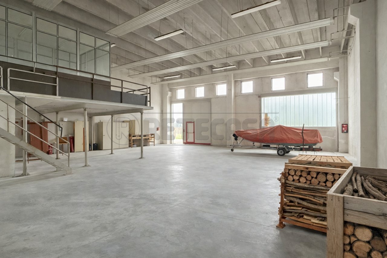 ChatGPT Image 17 mar 2026, 15_45_16.png - Shed Via Tribolo, Torri di Quartesolo - photo 3