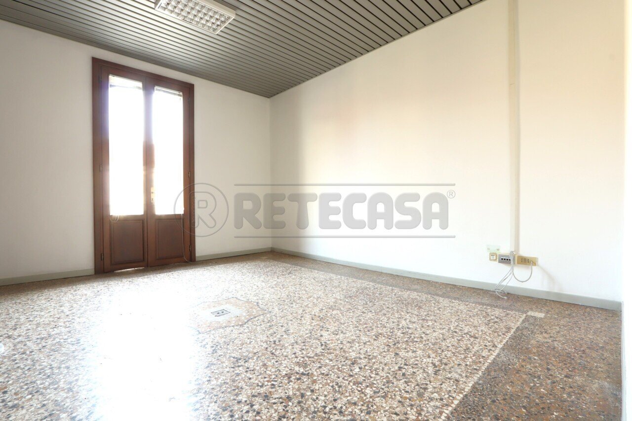 IMG_6042.JPG - Office Corso SS. Felice e Fortunato 3, Vicenza - photo 1