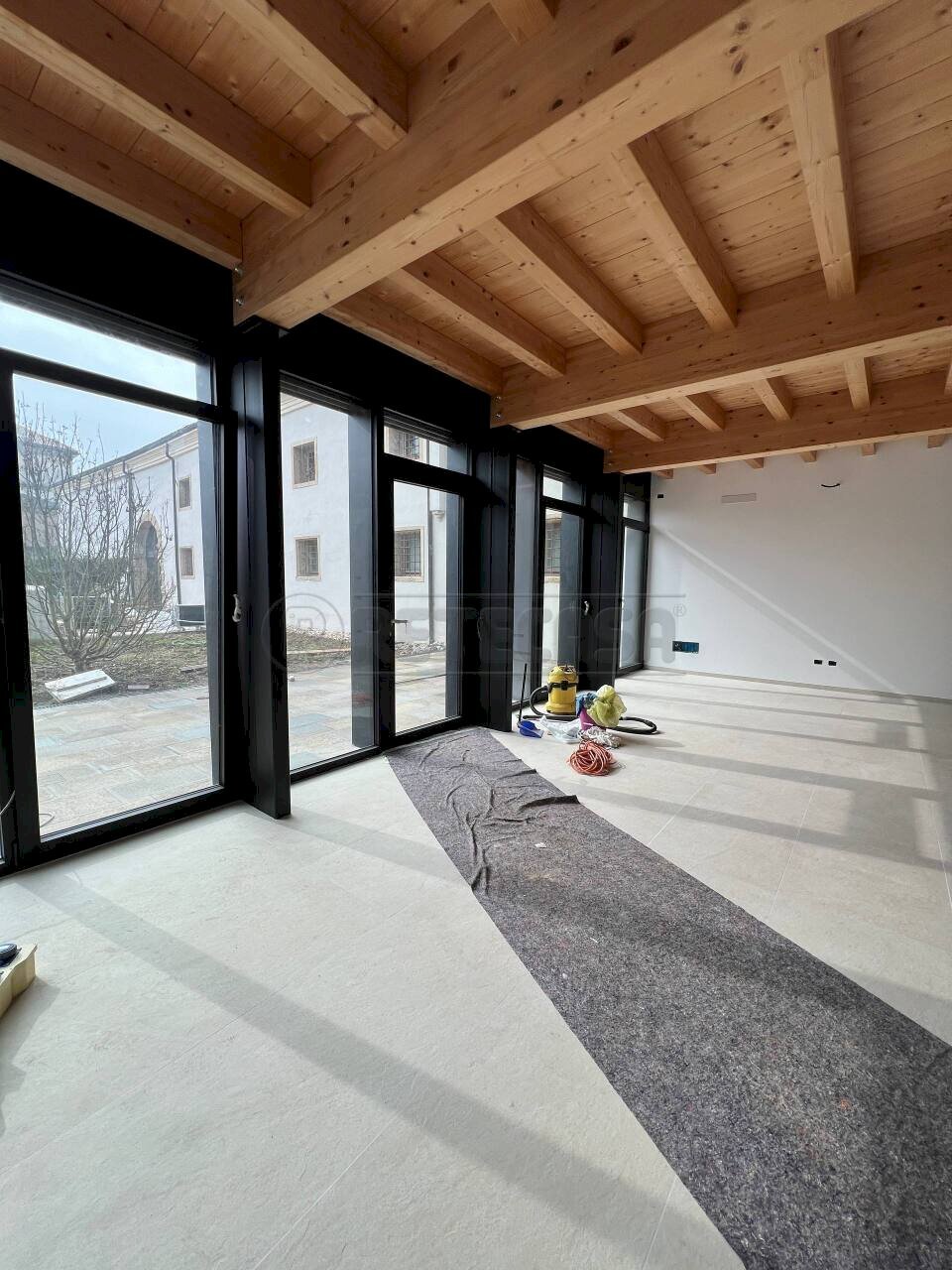 ufficio - Locale Commerciale Via Riviera Berica 45, Barbarano Mossano - foto 1