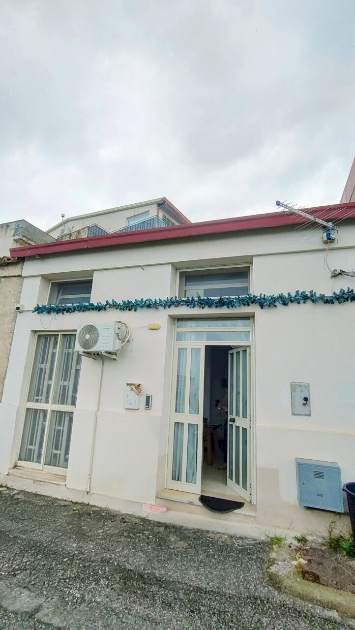 IMG20260316092508~3.jpg - Villa Via Cartisano 57, Reggio di Calabria - photo 1