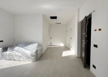 217A192F-9B37-4E68-974F-BBD782C93BD5.PNG - Bilocale Via XX Settembre 84, Arona - foto 2