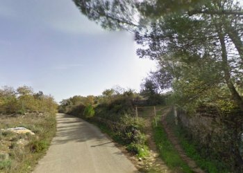 ingresso terreno.jpg - Terreno agricolo contrada Santa Lucia di Mendola, Noto - foto 1