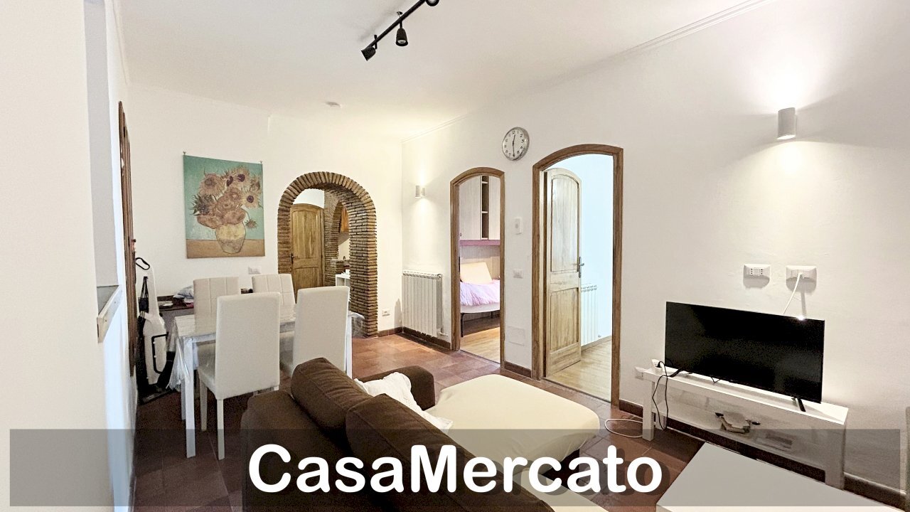 b3.jpg - Trilocale Via San Sebastiano, Rocca di Papa - foto 2