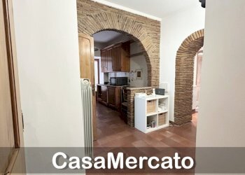 b35.jpg - Trilocale Via San Sebastiano, Rocca di Papa - foto 13