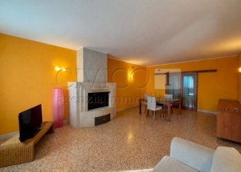 01 soggiorno (4).JPG - Portion of a house Via Ore 7, Barbarano Mossano - photo 5