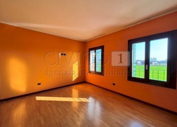 04 camera1 (1).JPG - Portion of a house Via Ore 7, Barbarano Mossano - photo 14