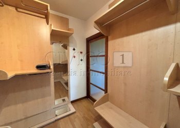 05 cabina armadio (2).JPG - Portion of a house Via Ore 7, Barbarano Mossano - photo 19