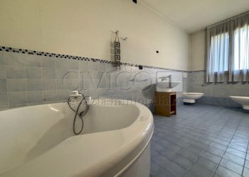 07 bagno (2).JPG - Portion of a house Via Ore 7, Barbarano Mossano - photo 25