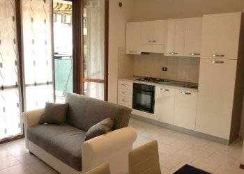 Zona giorno - Bilocale Via salvioni 1, Somma Lombardo - foto 1