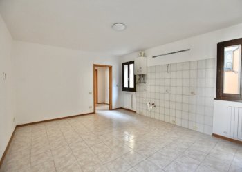 zona giorno - Bilocale Via Vittorio Veneto 16, San Pietro in Casale - foto 6