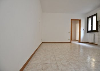 zona giorno - Bilocale Via Vittorio Veneto 16, San Pietro in Casale - foto 7