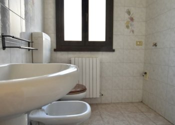 bagno - Bilocale Via Vittorio Veneto 16, San Pietro in Casale - foto 18