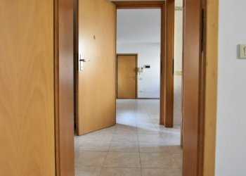 corridoio - Bilocale Via Vittorio Veneto 16, San Pietro in Casale - foto 25