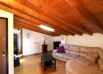 01.JPG - Trilocale Uscio - foto 1