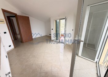 13.JPG - Trilocale Via Belvedere 5, Riva Ligure - foto 4