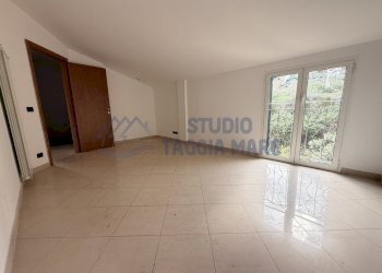 5.JPG - Trilocale Via Belvedere 5, Riva Ligure - foto 12