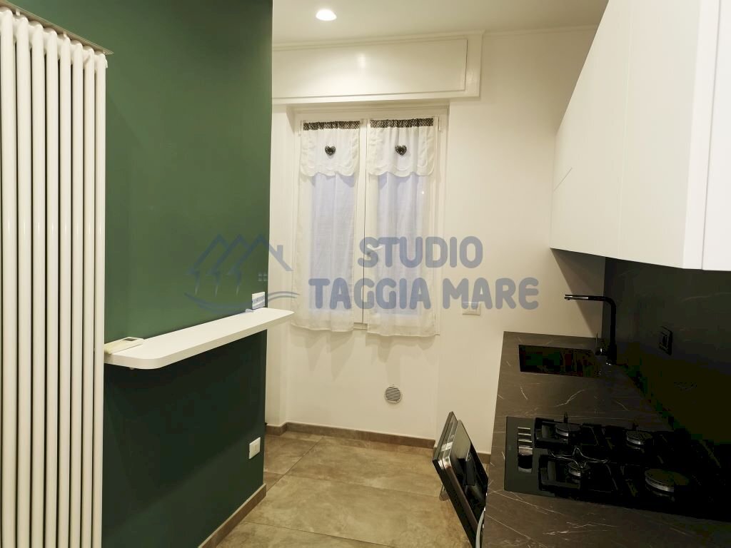 cottura.jpg - Trilocale Via Lungo Argentina, Taggia - foto 3