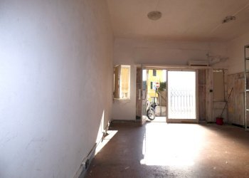 locale - Warehouse Via Romana di Murcarolo 44 R, Genova (neighborhood Foce) - photo 4