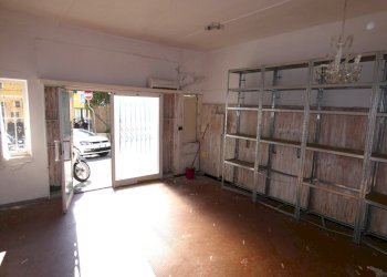 locale - Warehouse Via Romana di Murcarolo 44 R, Genova (neighborhood Foce) - photo 5