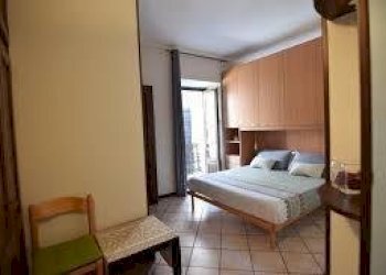 camera da letto - Two-room apartment Piazza XX Settembre, Poggio a Caiano - photo 5