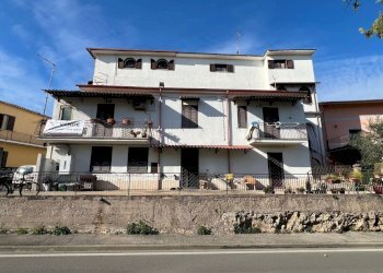 WhatsApp Image 2026-03-17 at 15.55.30 (1).jpeg - Trilocale Fiano Romano - foto 1