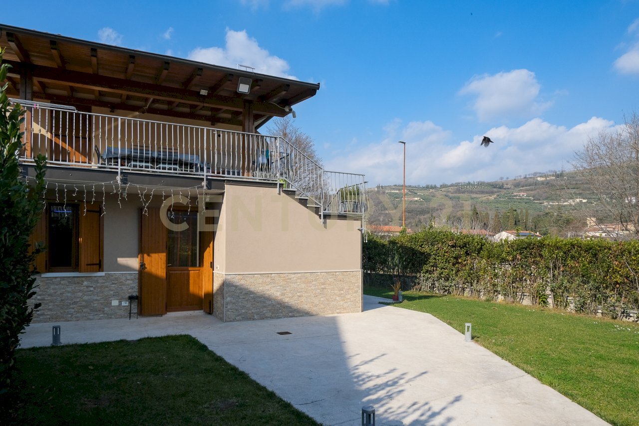 Mezzane-02.jpg - Casa indipendente Via Giovanni Ventitreesimo 2, Mezzane di Sotto - foto 2