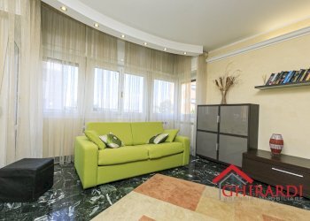 2.5 SOGGIORNO.jpg - Appartamento Via Antonio Sant'Elia 190, Genova (zona Sestri Ponente) - foto 7