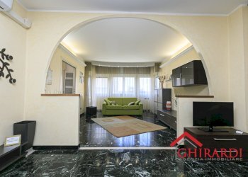 2.3 SOGGIORNO.jpg - Appartamento Via Antonio Sant'Elia 190, Genova (zona Sestri Ponente) - foto 5