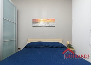 5.2 CAMERA 2.jpg - Appartamento Via Antonio Sant'Elia 190, Genova (zona Sestri Ponente) - foto 23