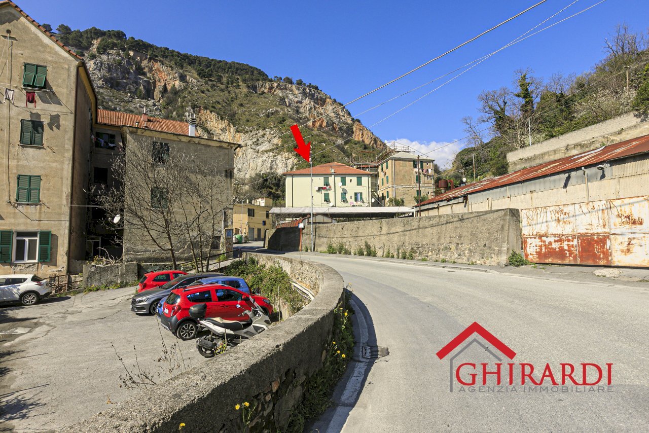 8.4 edificio.jpg - Appartamento Via Panigaro 8, Genova (zona Sestri Ponente) - foto 3