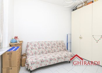 5.0 camera 2.jpg - Appartamento Via Panigaro 8, Genova (zona Sestri Ponente) - foto 15