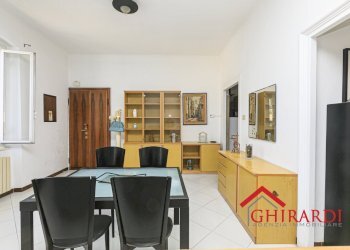 1.9 sggiorno.jpg - Appartamento Via P. D.da Bissone 4, Genova (zona Sestri Ponente) - foto 11