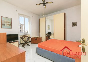 3.0 camera 1.jpg - Appartamento Via P. D.da Bissone 4, Genova (zona Sestri Ponente) - foto 17