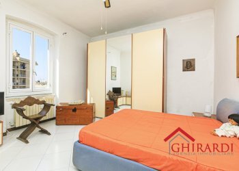 3.1 camera 1.jpg - Appartamento Via P. D.da Bissone 4, Genova (zona Sestri Ponente) - foto 18