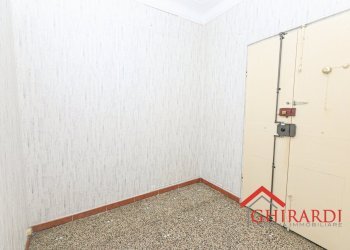 1.2 INGRESSO.jpg - Appartamento VIA ANDREA DEL SARTO  15, Genova (zona Sestri Ponente) - foto 5