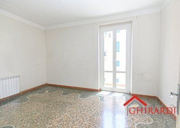 2.0 SALA.jpg - Appartamento VIA ANDREA DEL SARTO  15, Genova (zona Sestri Ponente) - foto 6