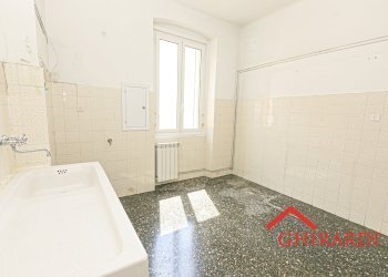3.3 CUCINA.jpg - Appartamento VIA ANDREA DEL SARTO  15, Genova (zona Sestri Ponente) - foto 12