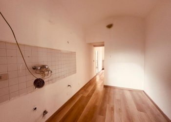 68fdc7e5-bbaa-4c94-8235-a0cdb556552d.jpg - Apartment Via San Donato 27, Torino (neighborhood San Donato) - photo 17