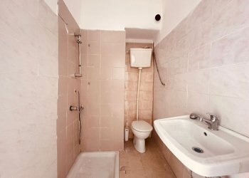 d1d1867f-de54-498b-833d-7e04caf51b5c.jpg - Apartment Via San Donato 27, Torino (neighborhood San Donato) - photo 25