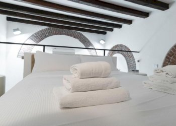 camera da letto - Quadrilocale Via Paolo Frisi 8, Milano - foto 18