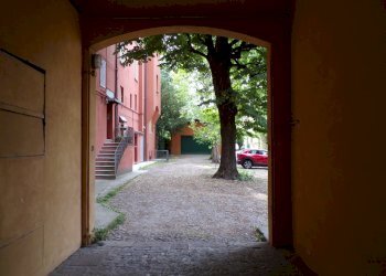 100_0283 - Copia - Warehouse Via Nosadella 45, Bologna (neighborhood Centro Storico) - photo 10