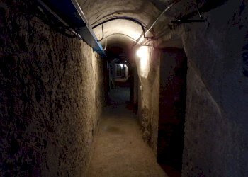 100_0290 - Copia - Warehouse Via Nosadella 45, Bologna (neighborhood Centro Storico) - photo 13