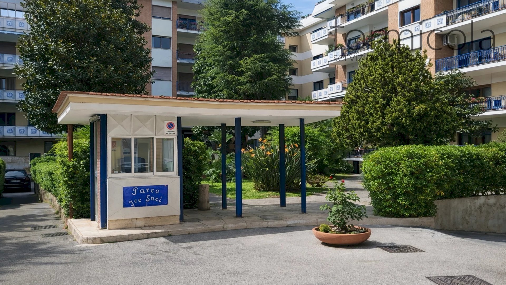 Four-room apartment Portici - photo 1