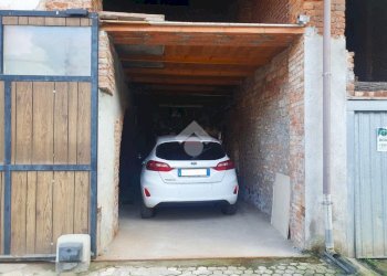 Semi-detached house Via Nino Costa, Front - photo 5